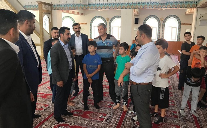ÜLKÜCÜLERDEN KUR’AN KURSLARINA ZİYARET
