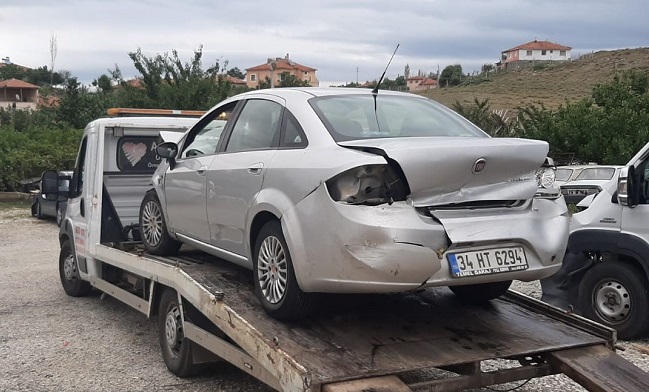 TRAFİK KAZASINDA 4 KİŞİ YARALANDI