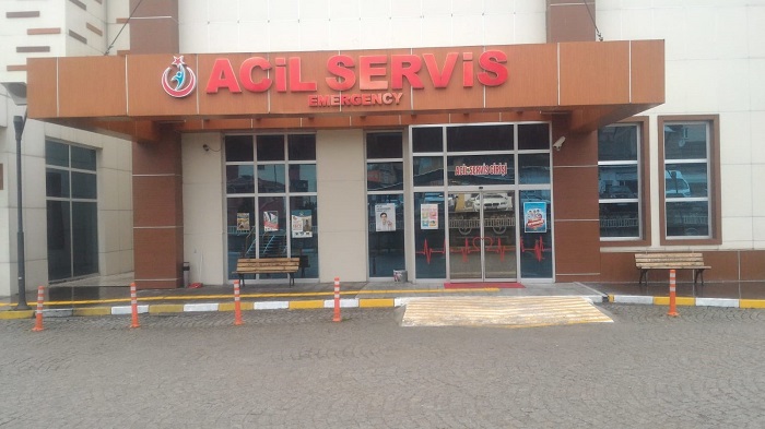 TESİSLERDE FENALAŞARAK HAYATINI KAYBETTİ