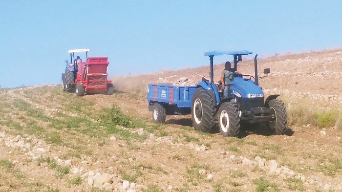 TAŞ TOPLAMA MAKİNASI HİZMETE SUNULDU