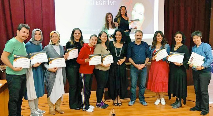 MASAL ANLATICILIĞI EĞİTİMİ ALDILAR