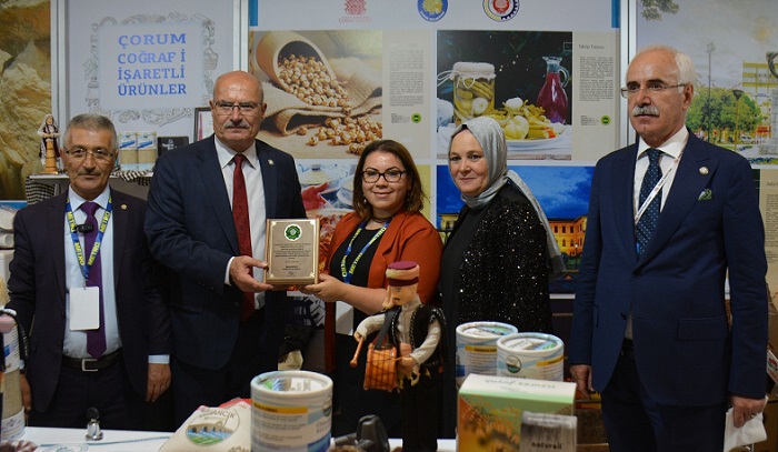 ÇORUM STANDINA ZİYARETÇİ AKINI