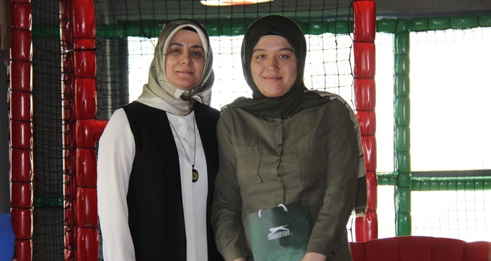 NAZLI GÜL BAŞARISIYLA GURURLANDIRDI