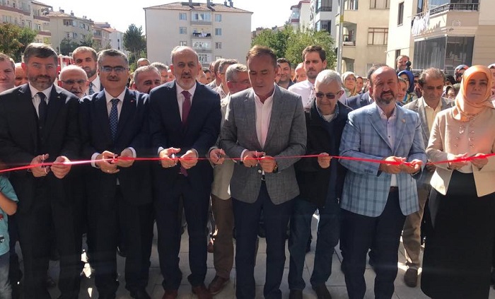 DİYANET VAKFI GENÇLİK MERKEZİ AÇILDI