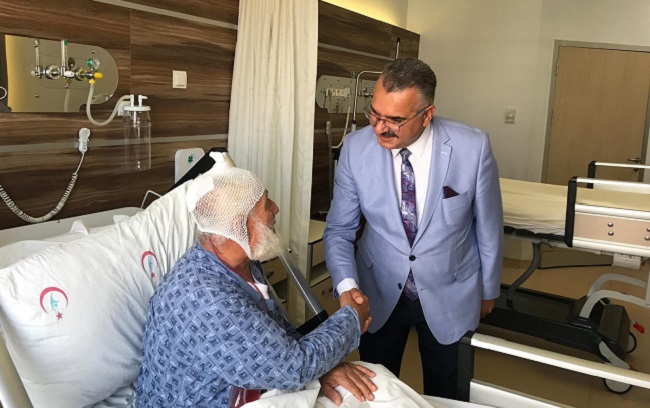 AHLATCI’DAN HASTALARA MORAL ZİYARETİ