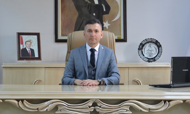 ÖĞRETMENLERE ÇAY ISMARLAYACAK