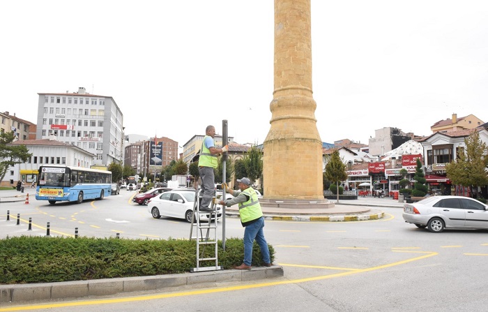 SAAT KULESİ ETRAFINDA DÜZENLEME