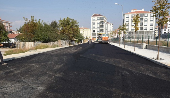 KÖPRÜBAŞI SOKAKLARA ASFALT DÖKÜLDÜ