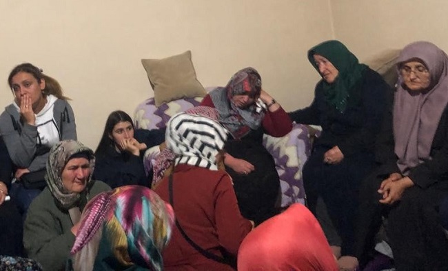 BABAEVİNDE GÖZYAŞLARI SEL OLDU