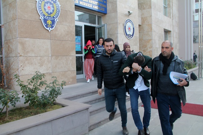 HIRSIZLIK ŞEBEKESİ ÇORUM’DA YAKALANDI