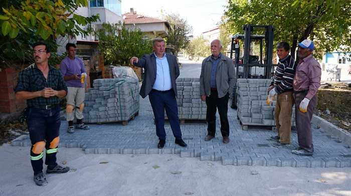 BAŞKAN PARKE ÇALIŞMALARINI İNCELEDİ