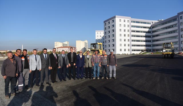 HASTANE OTOPARKI ASFALTLANDI