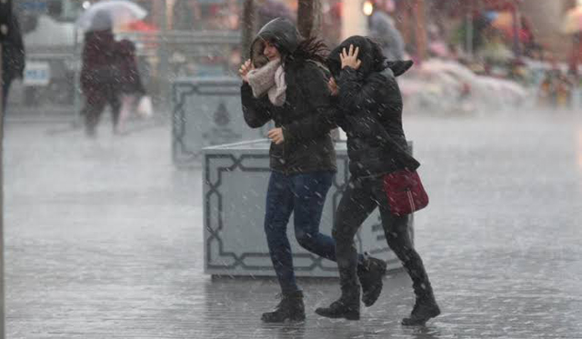 ÇORUM’A FIRTINA UYARISI!