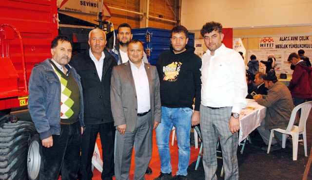 ESNAFI FUARDA YALNIZ BIRAKMADI