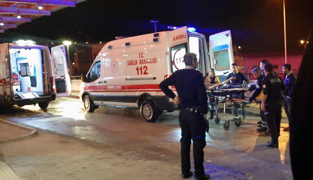 ÇORUM’DA BIÇAKLI KAVGA ÇIKTI!