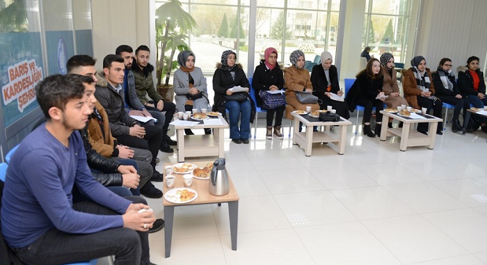 ÖĞRENCİLERDEN KENT KONSEYİNE ZİYARET