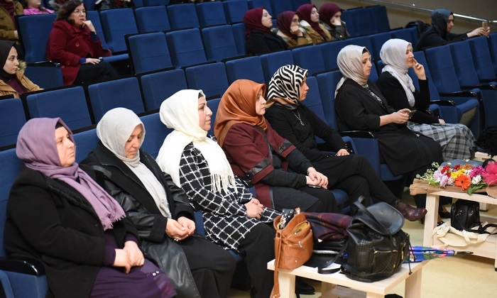 KADIN MECLİSİNDEN FARKINDALIK SEMİNERİ