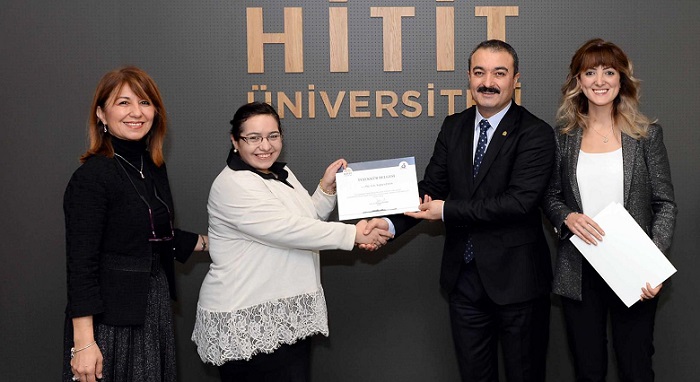 ÖZEL ÖĞRENCİLERE ÖZEL İLGİ GÖSTERDİ