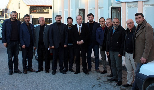 HER ZAMAN ESNAFIN YANINDAYIM