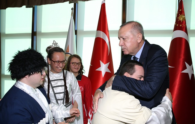 CUMHURBAŞKANI ERDOĞAN’I ZİYARET ETTİLER