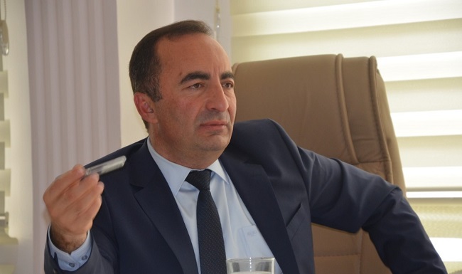 HER AY MASAMIZA 250 BİN LİRA KALIYOR
