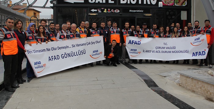 AFAD GÖNÜLLÜLERİ BİR ARAYA GELDİ