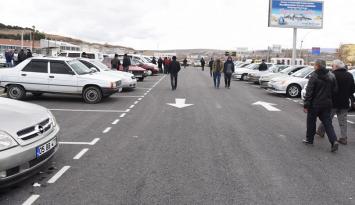 OTO PAZARI ESNAFINDAN BAŞKAN’A TEŞEKKÜR