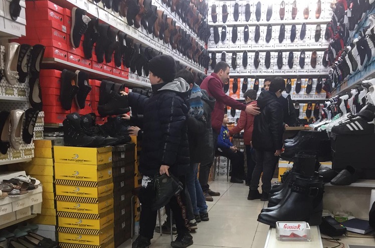 ŞEHİT AİLELERİNDEN ÖRNEK YARDIM