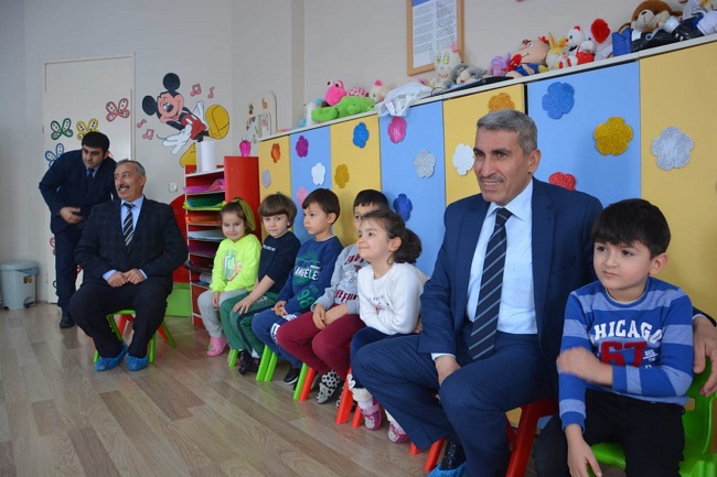 ALACA’DAKİ OKULLARDA İNCELEME YAPTI