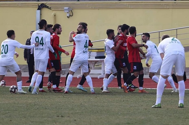 ÇORUM LİGE YENİLGİYLE BAŞLADI