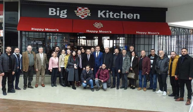 AHL PARK’TAN BASINA KAHVALTI JESTİ
