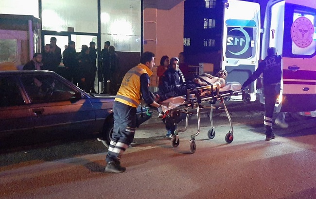 MASKELİ ŞAHIS KURŞUN YAĞDIRDI