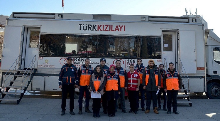 AFAD GÖNÜLLÜLERİNDEN KAN BAĞIŞI