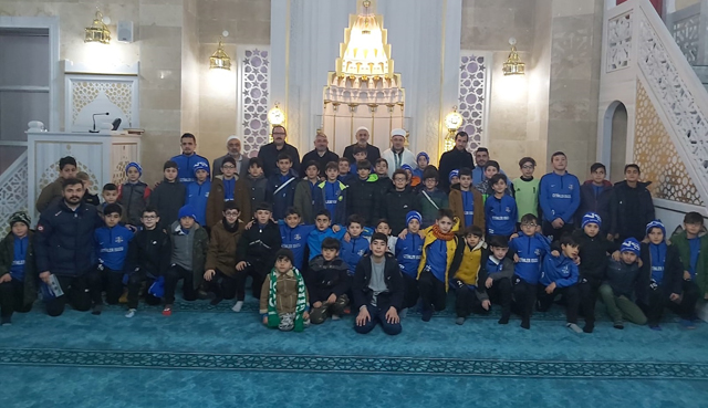 SABAH NAMAZINDA BULUŞTULAR