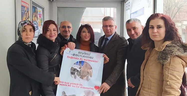 SOKAK HAYVANLARI AÇ KALMASIN