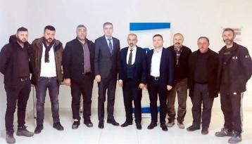 ELEKTRİKÇİ ESNAFI YENİ MÜDÜRÜ KUTLADI