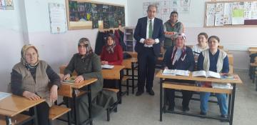 OKUMA YAZMA KURSLARI DEVAM EDİYOR