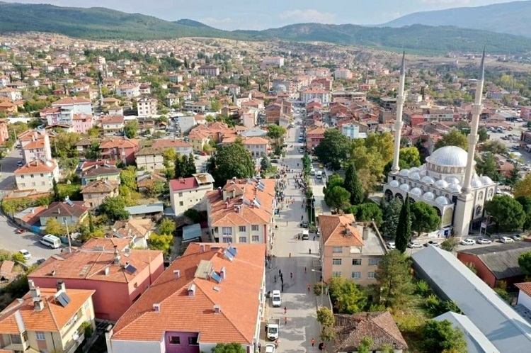 ÇORUM’DA GENÇ KARGI’DA YAŞLI NÜFUS