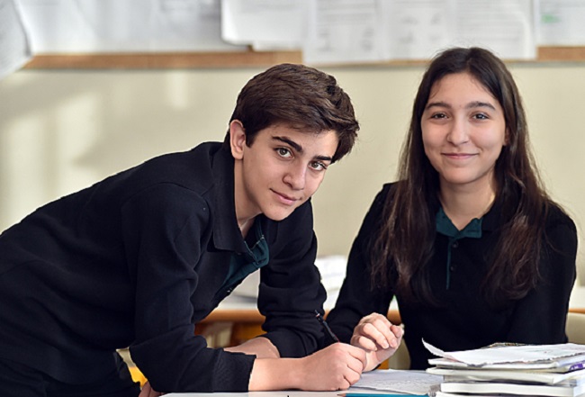 ÇOCUKLARIMIZ KİTAP OKUSUN DİYE!