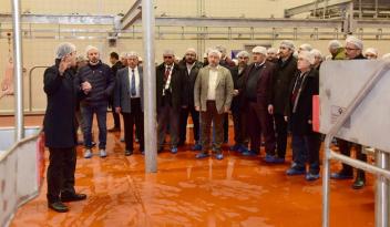 BAŞKAN KASAPLARLA BİR ARAYA GELDİ