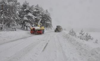 ÇATAK BÖLGESİNDE ULAŞIM AÇILDI