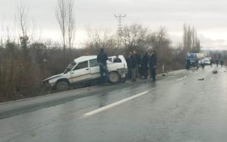 PARA NAKİL ARACI KAZA YAPTI