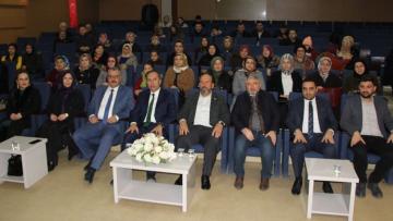 AK PARTİ’DEN KORUYUCU AİLE EĞİTİMİ