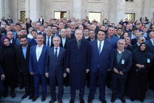 MUHTARLAR CUMHURBAŞKANI İLE BİR ARADA