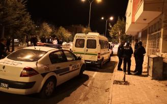 YALNIZ YAŞADIĞI EVDE ÖLÜ BULUNDU