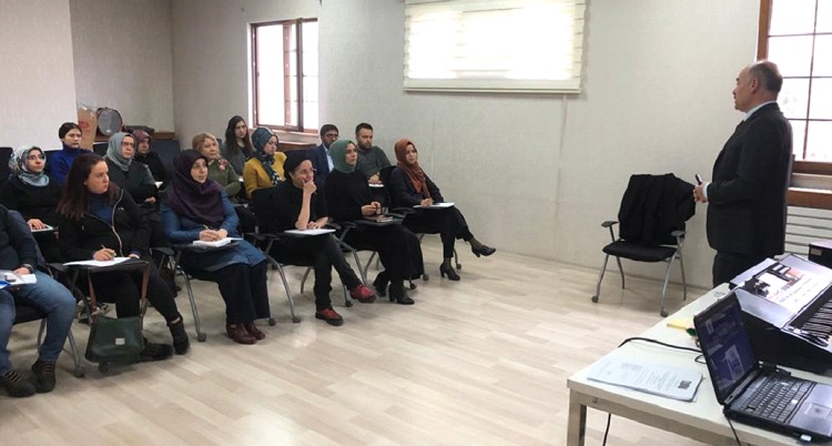 İŞLETME KULÜBÜ ÖĞRENCİLERİNE EĞİTİM