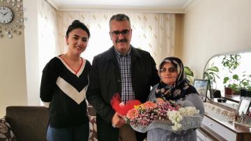 AK PARTİ’DEN ŞEHİT ANNELERİNE ZİYARET