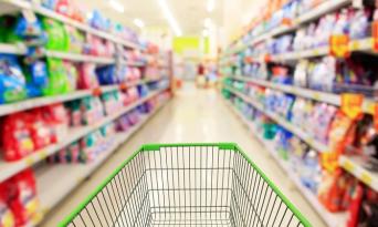 ÜNLÜ MARKETTE KORONA PANİĞİ