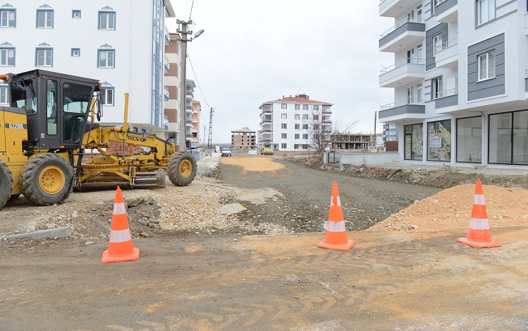 BELEDİYE YENİ BİR YOL DAHA AÇTI