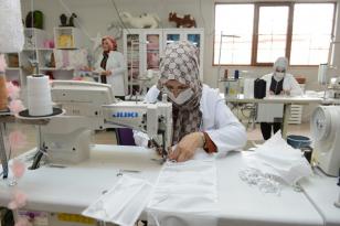 SAĞLIK KURULUŞLARINA 6 BİN MASKE DİKECEKLER
